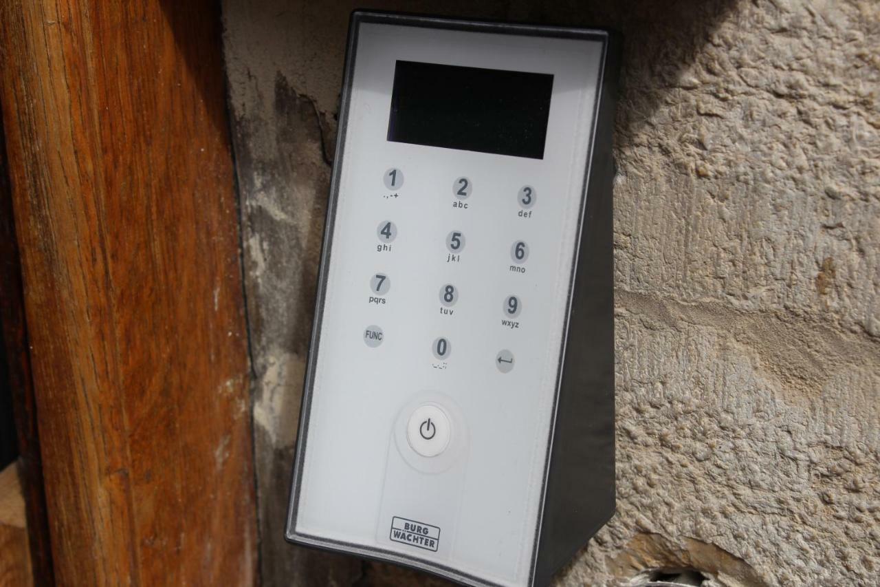 The5Continents III - Youth Hostel By Stay Swiss Porrentruy Exterior photo